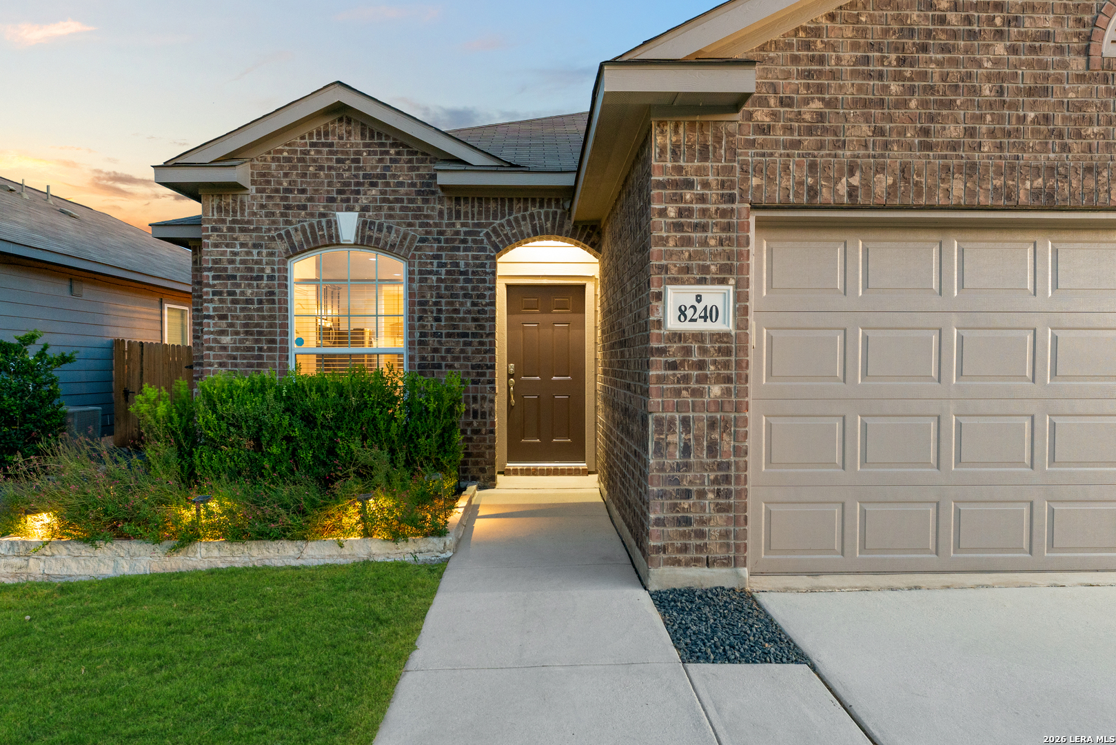 8240 BREEZY CV, Selma, TX 78154
