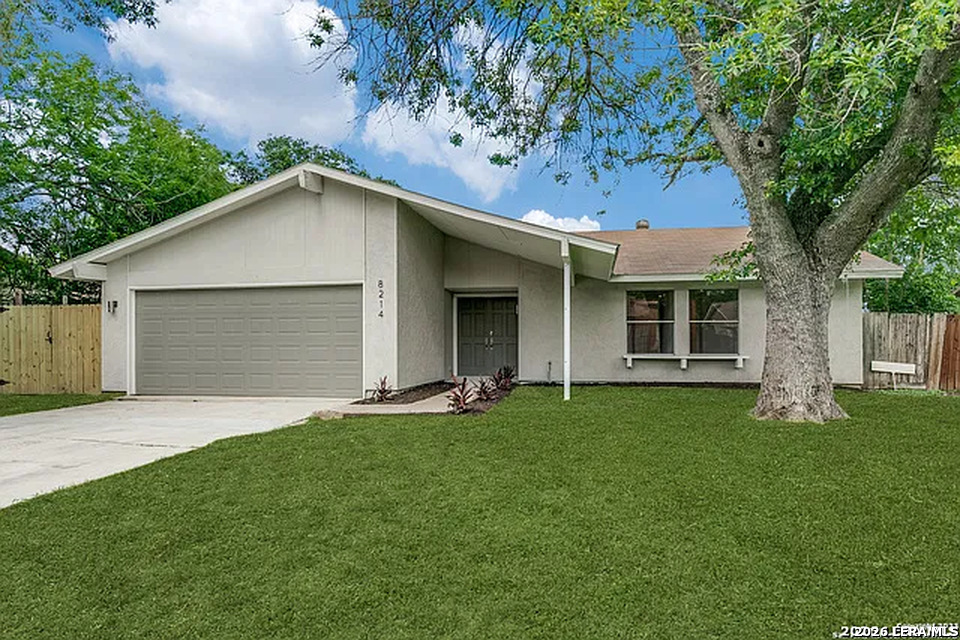 8214 Banbury Dr, San Antonio, TX 78239
