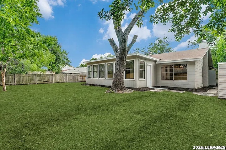 8214 Banbury Dr, San Antonio, TX 78239