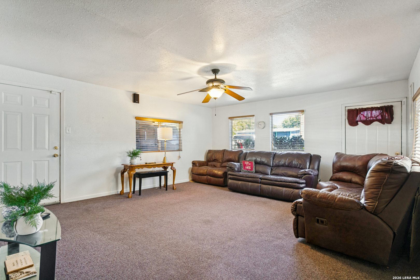 607 Green Valley, San Antonio, TX 78219
