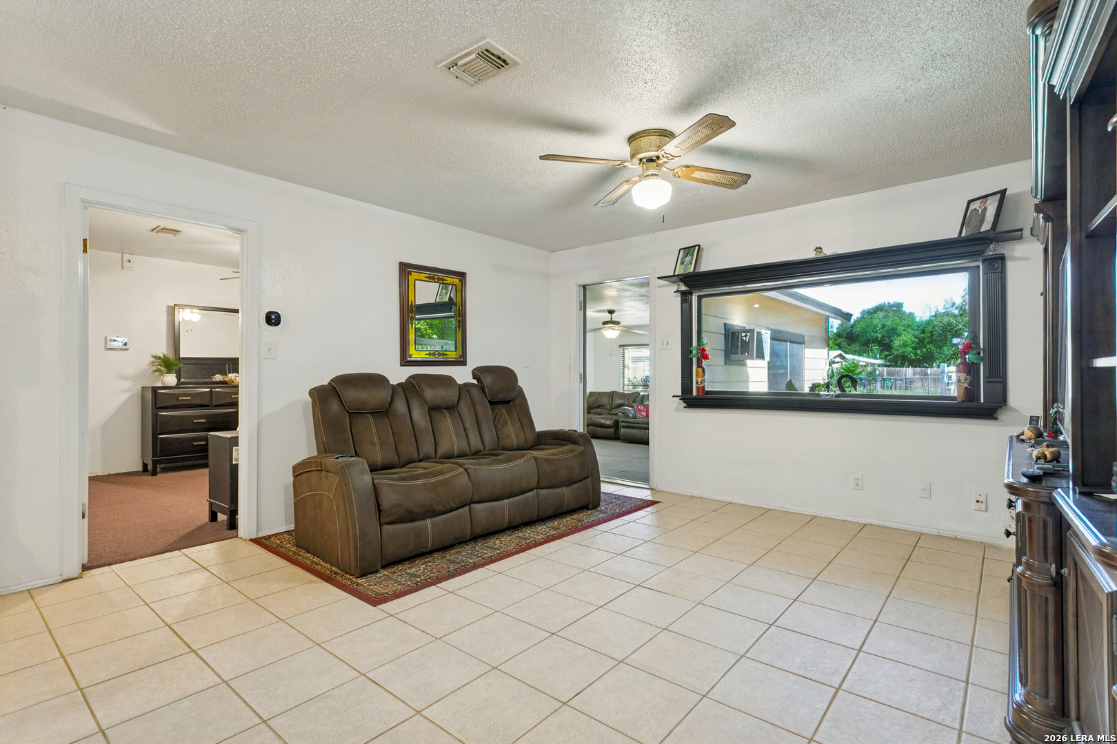 607 Green Valley, San Antonio, TX 78219
