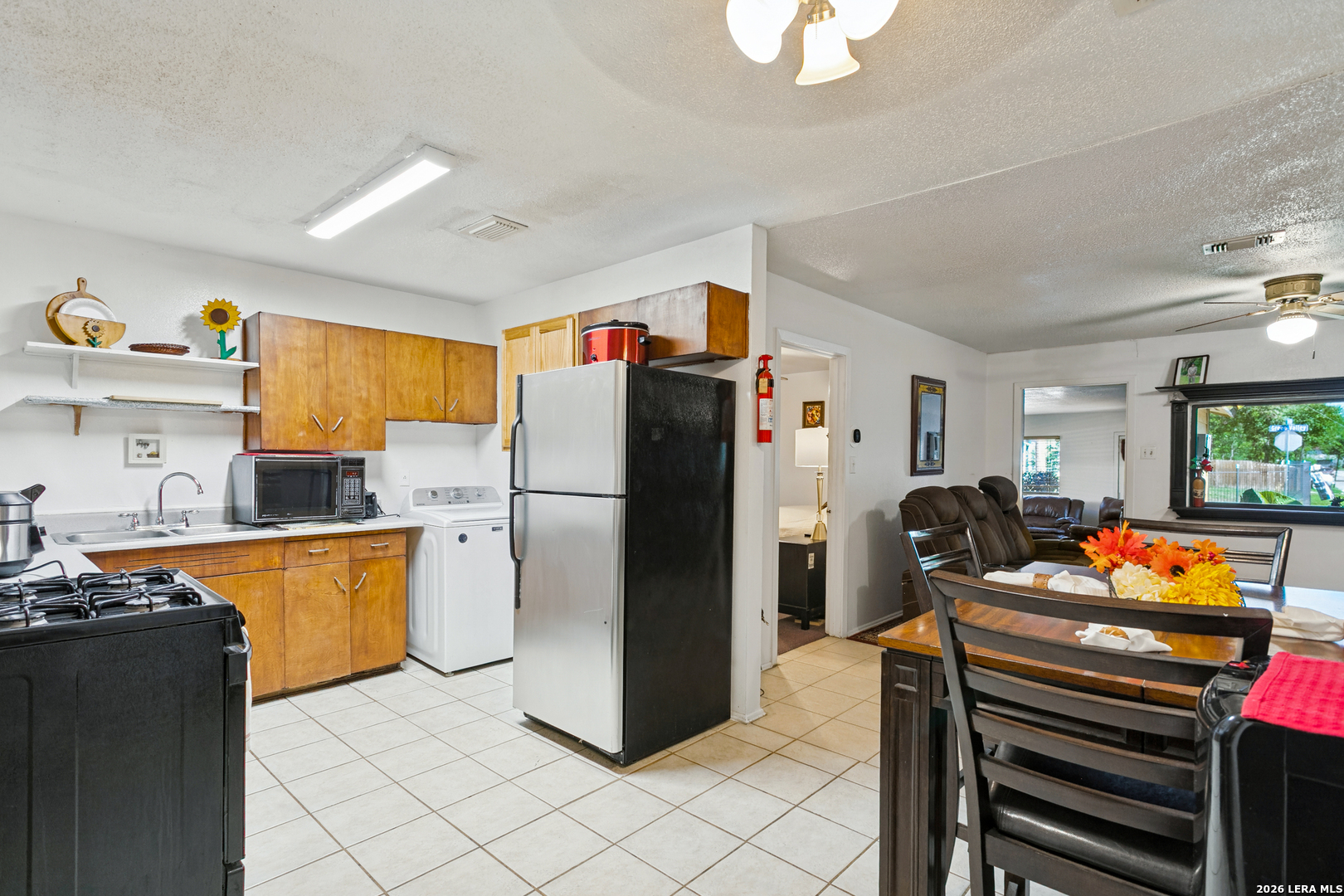 607 Green Valley, San Antonio, TX 78219