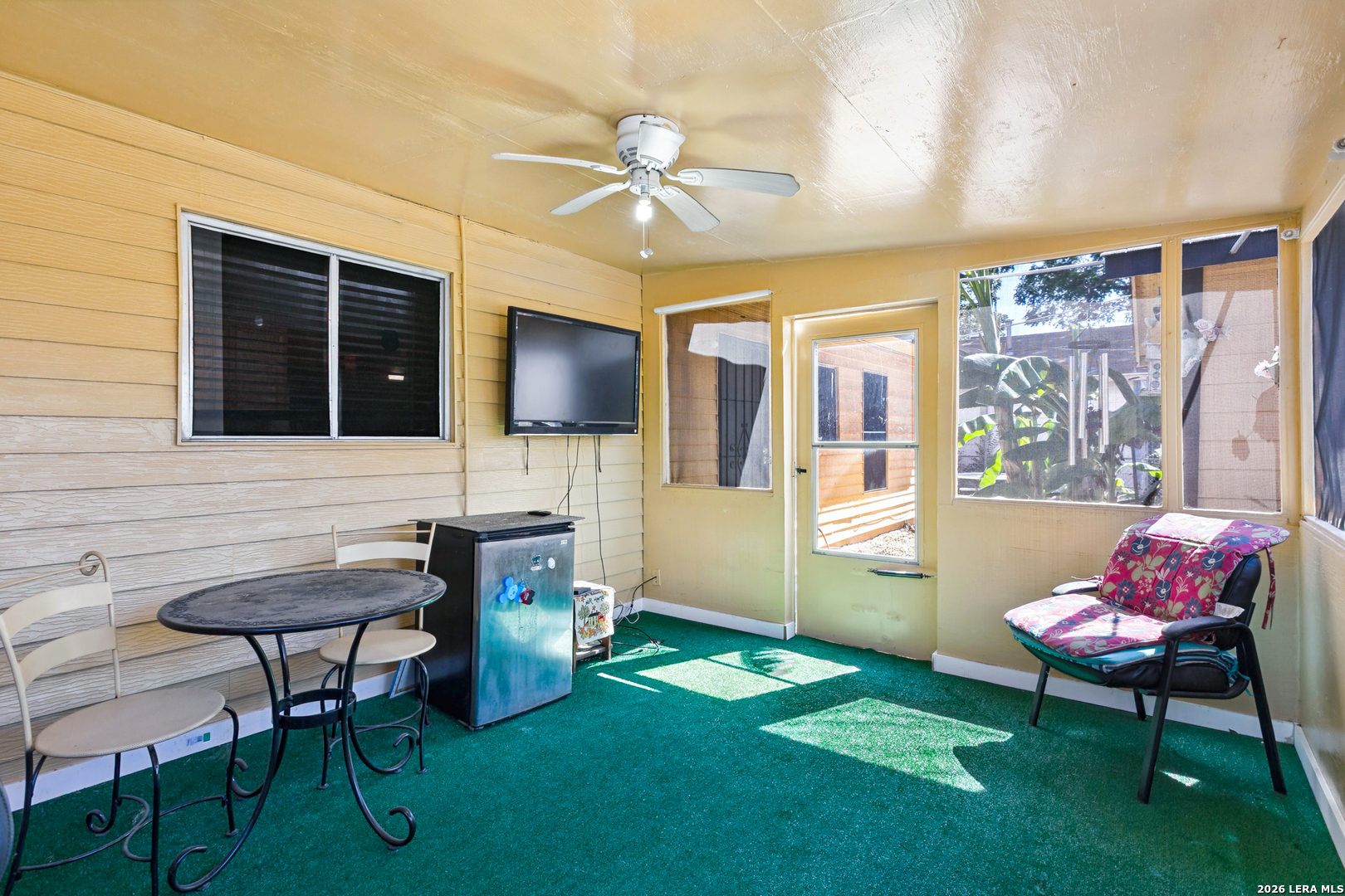 607 Green Valley, San Antonio, TX 78219