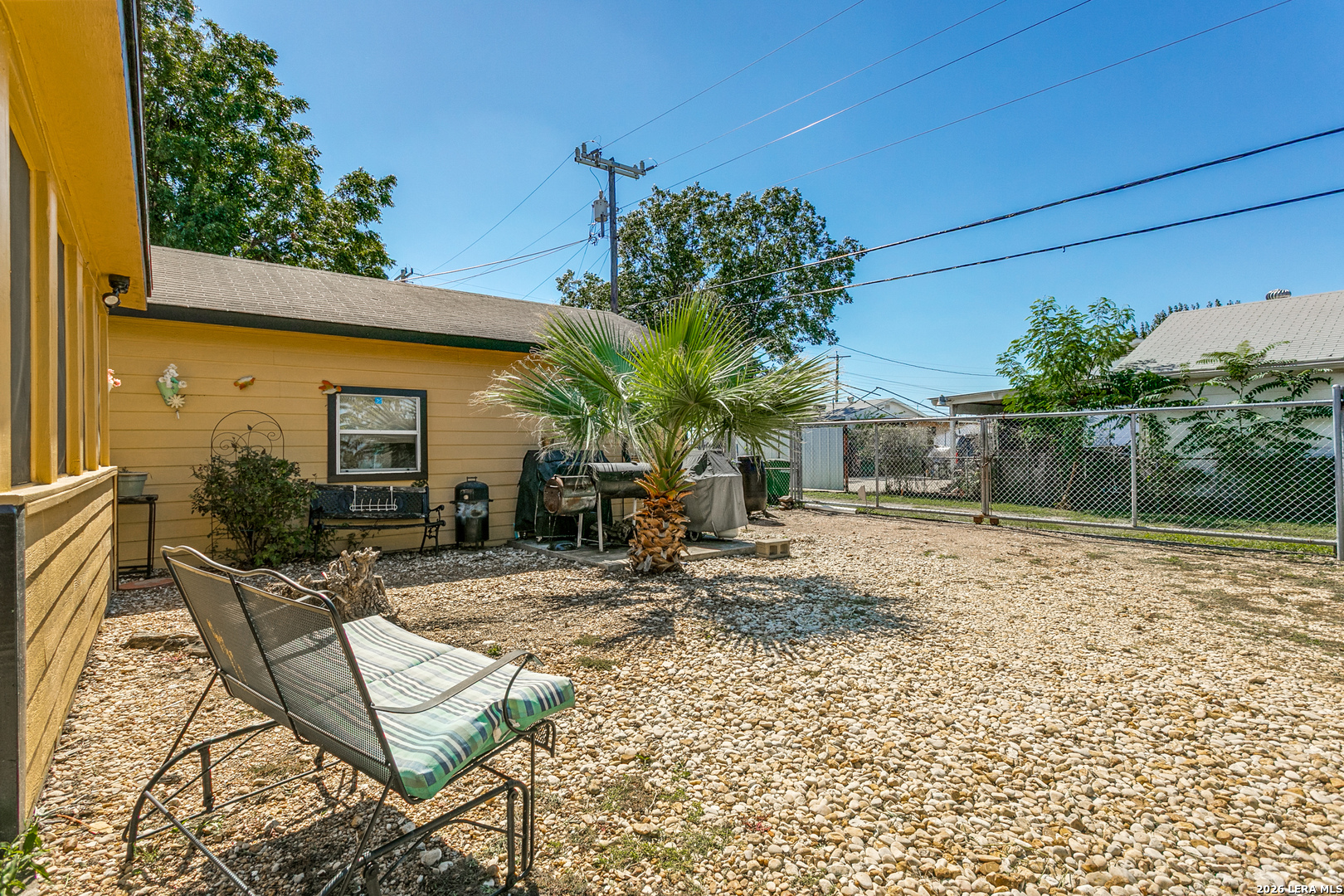 607 Green Valley, San Antonio, TX 78219