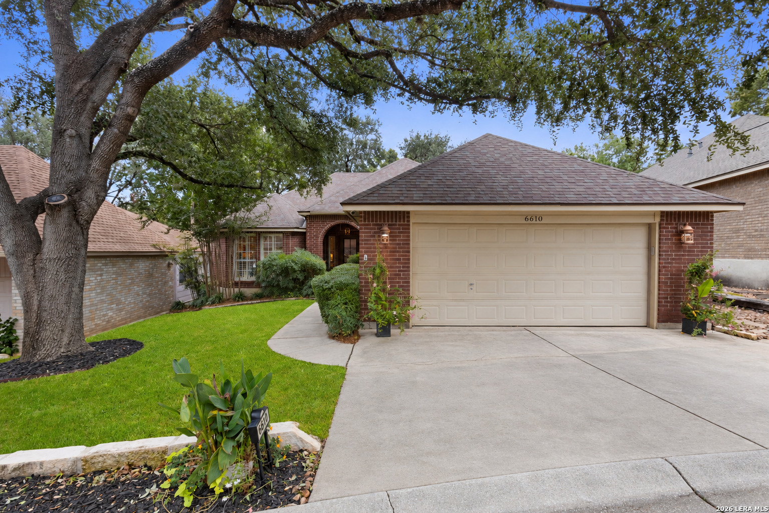 6610 LOST SPRING DR, San Antonio, TX 78256