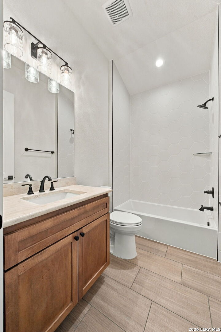 4215 Summit Place, San Antonio, TX 78257