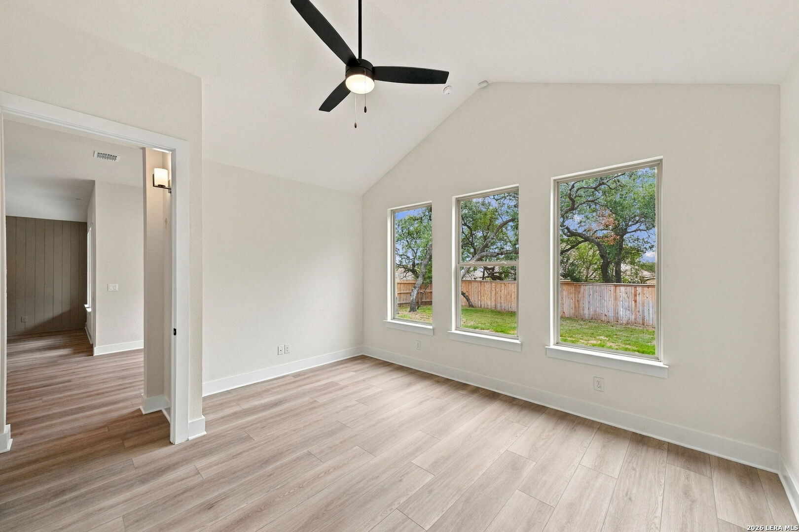 4215 Summit Place, San Antonio, TX 78257