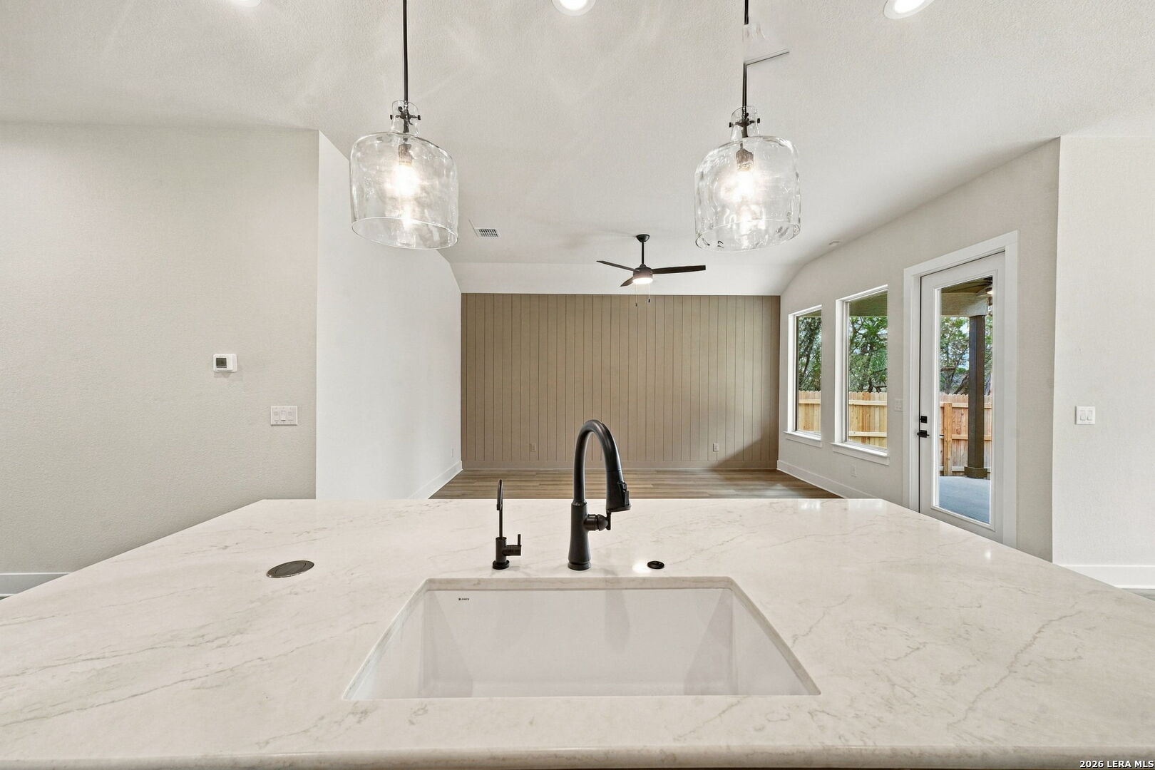 4215 Summit Place, San Antonio, TX 78257