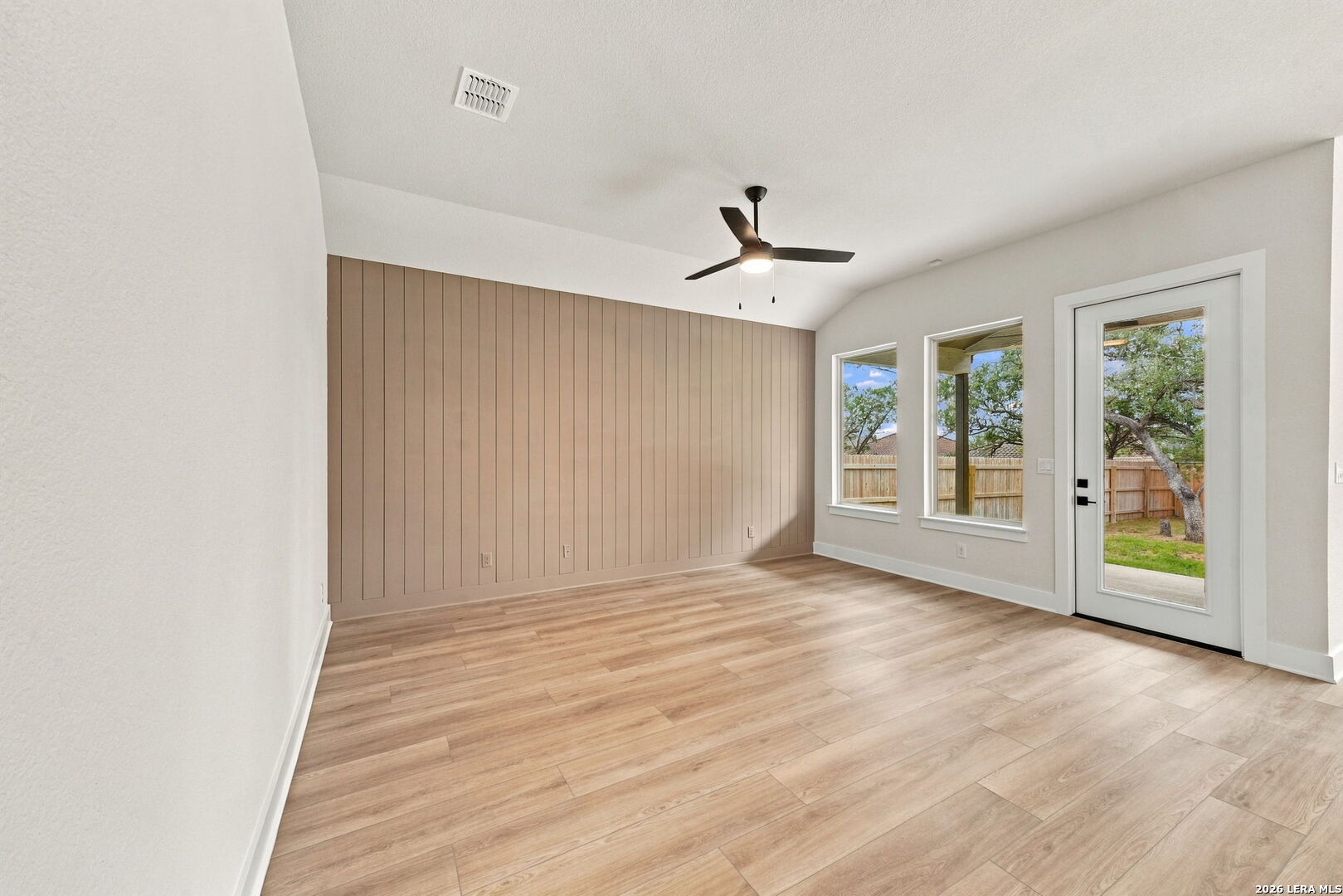 4215 Summit Place, San Antonio, TX 78257