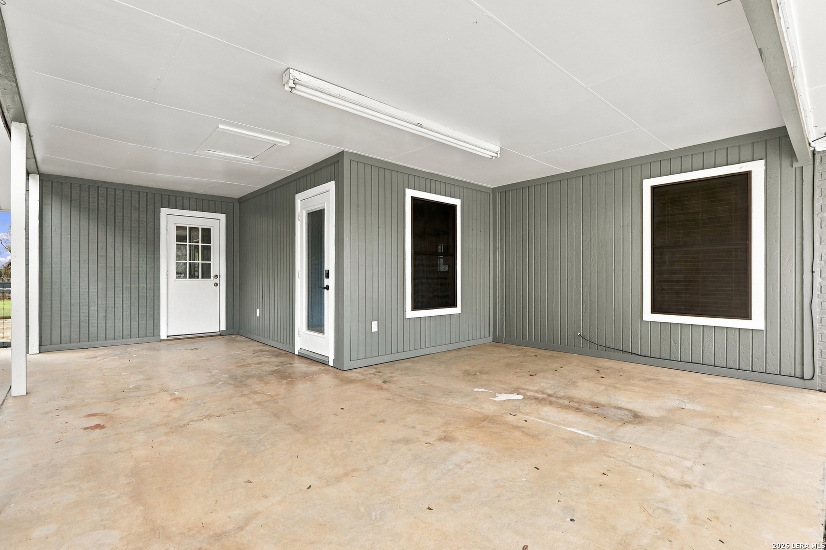 667 Fm 2772, La Vernia, TX 78121