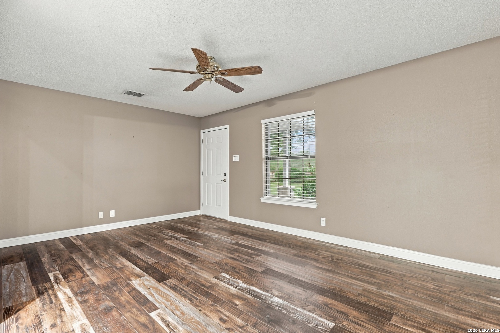 667 Fm 2772, La Vernia, TX 78121