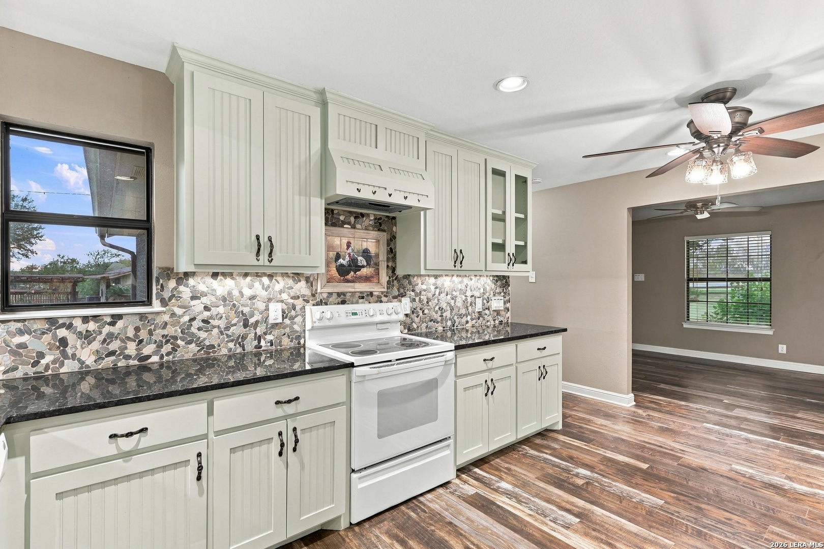 667 Fm 2772, La Vernia, TX 78121