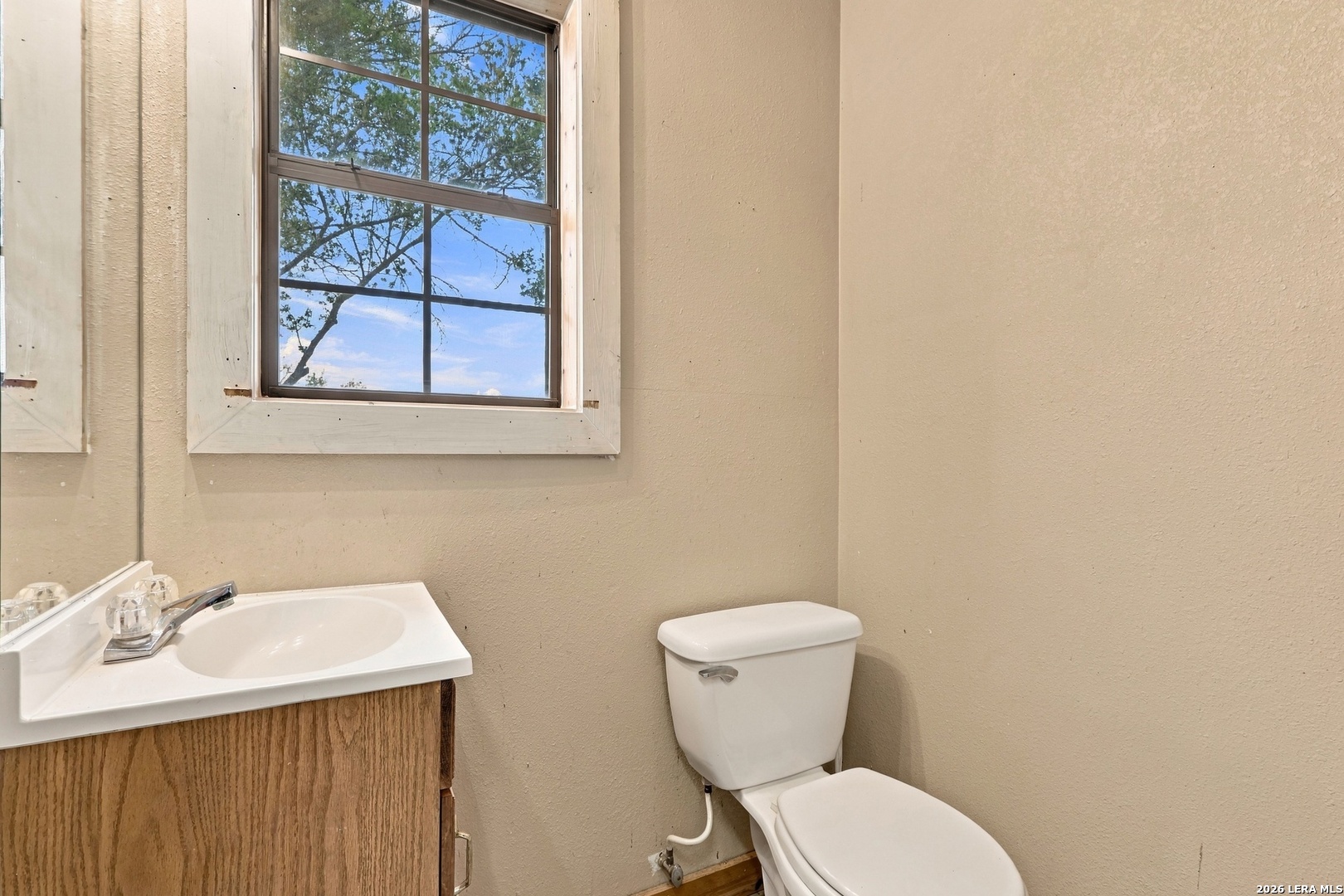 667 Fm 2772, La Vernia, TX 78121