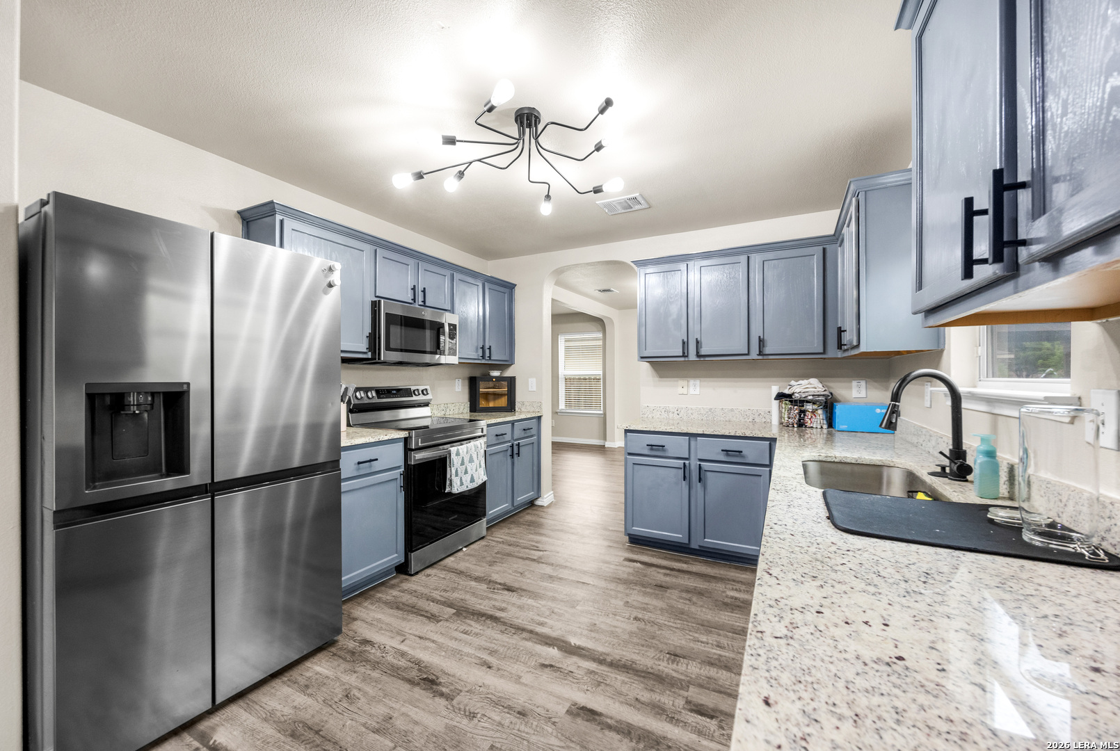 6914 CARIBOU CRK, San Antonio, TX 78244