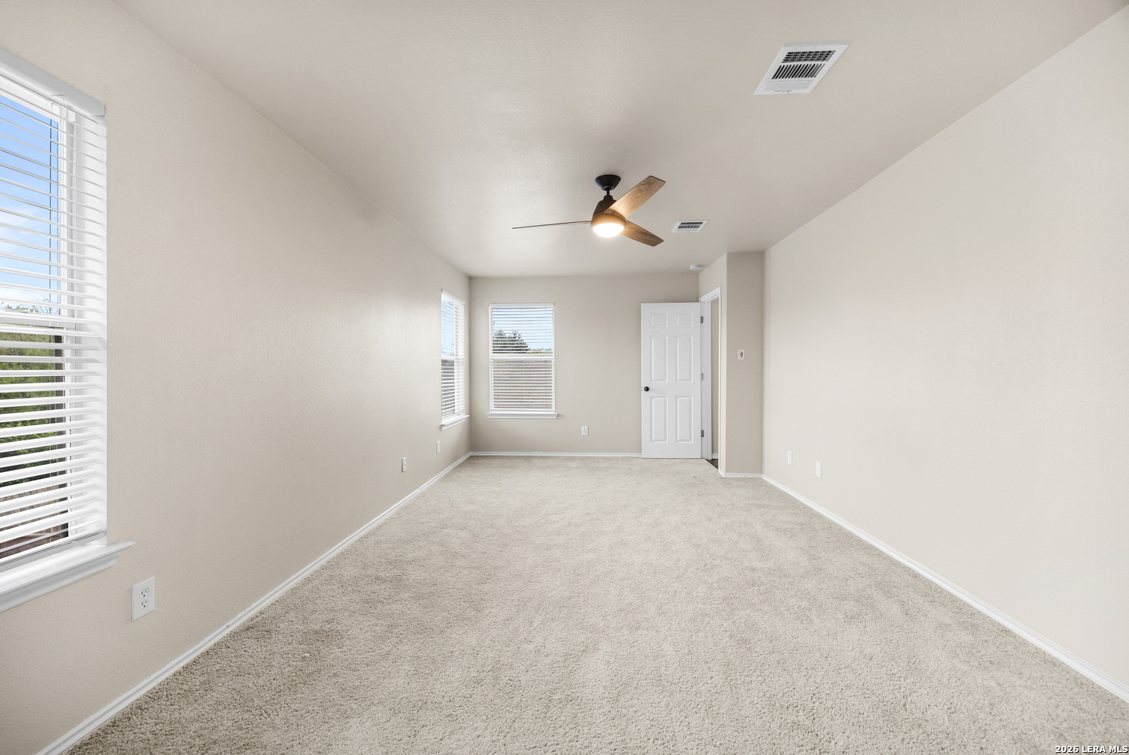 6914 CARIBOU CRK, San Antonio, TX 78244