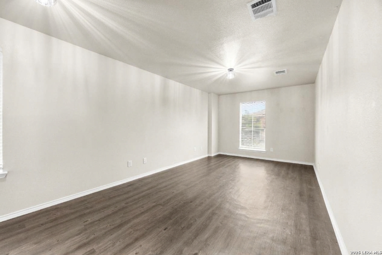 6914 CARIBOU CRK, San Antonio, TX 78244