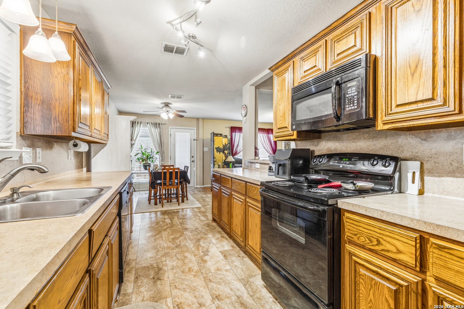 9826 PAGODIA VW, San Antonio, TX 78245