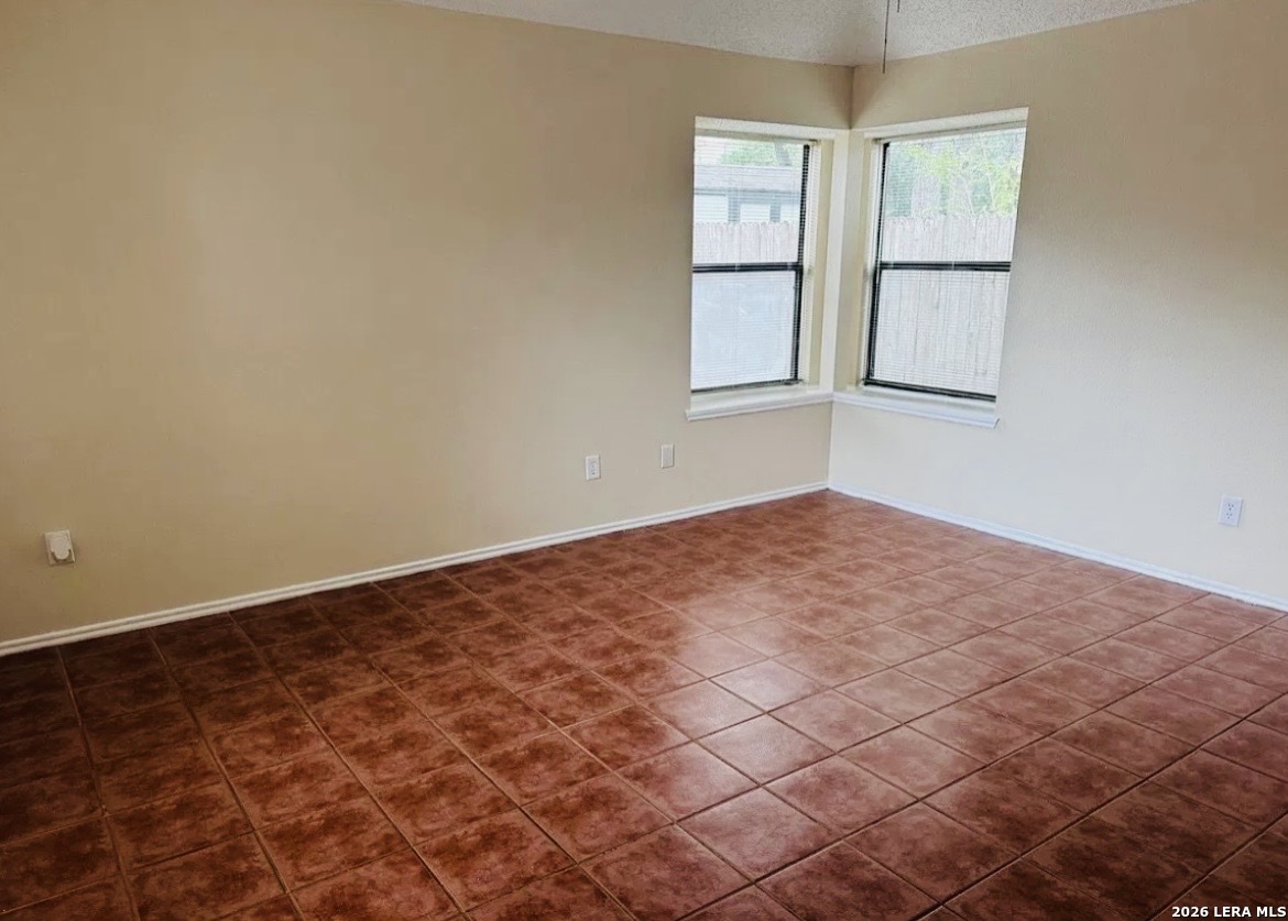 11811 James Vinson, San Antonio, TX 78253
