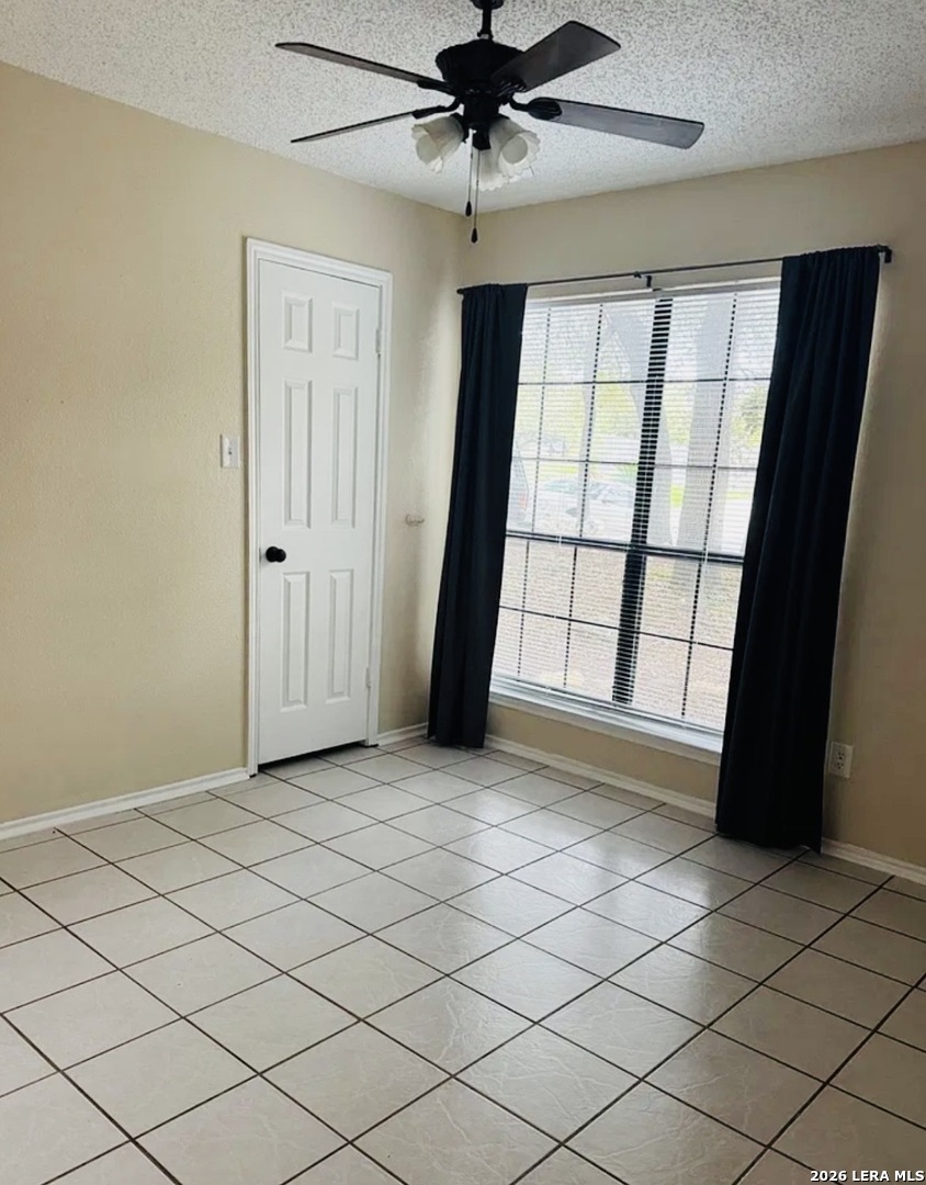 11811 James Vinson, San Antonio, TX 78253
