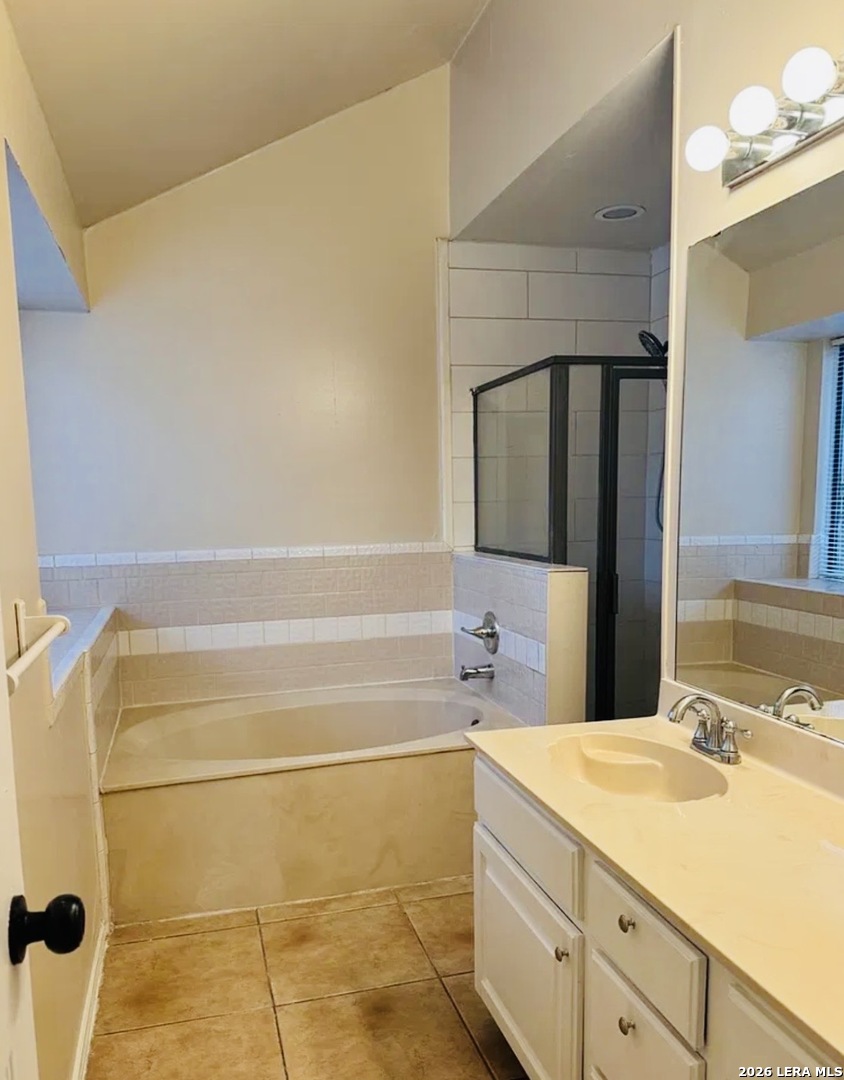 11811 James Vinson, San Antonio, TX 78253