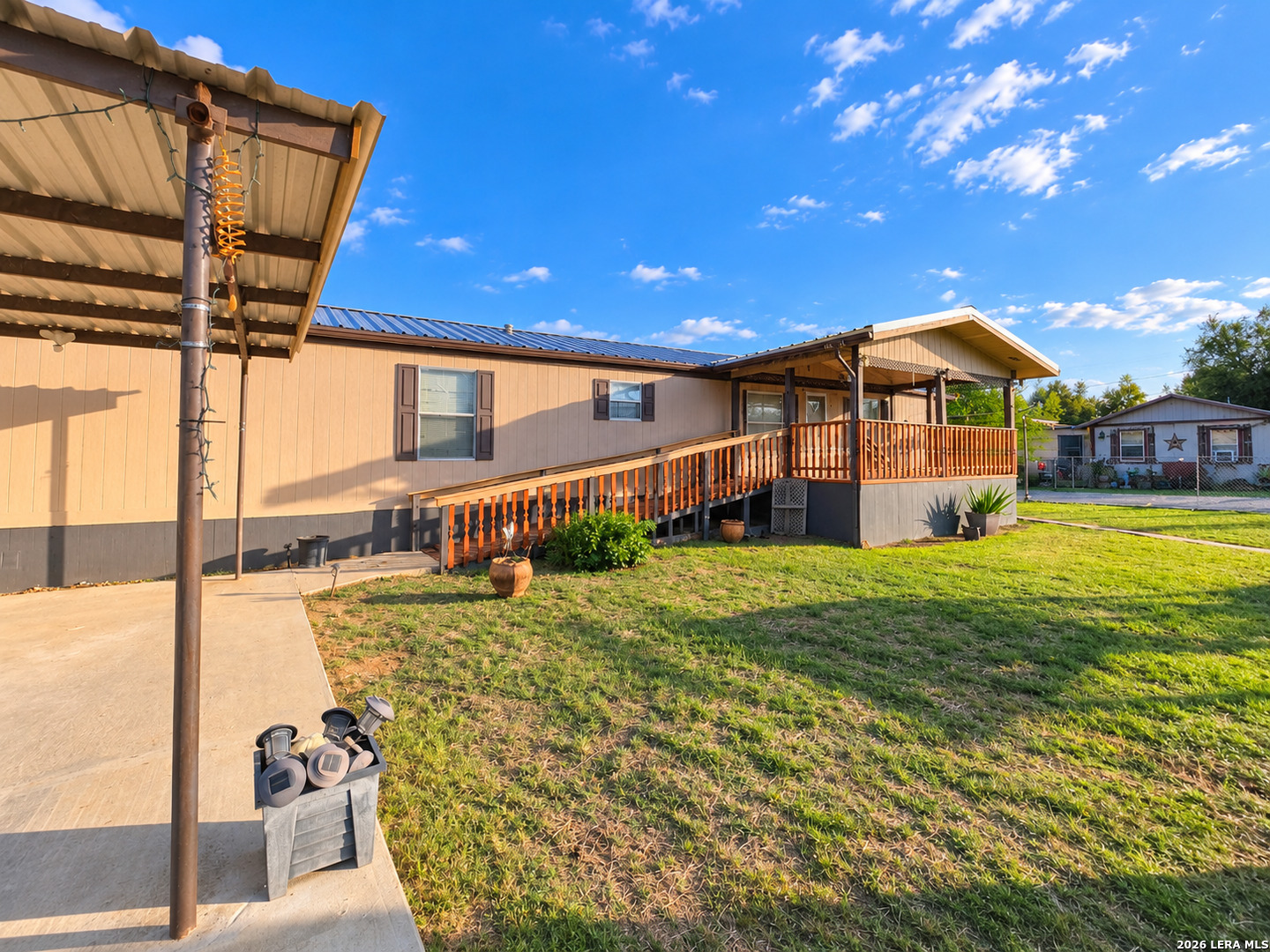 512 SW Hickey, Cotulla, TX 78014