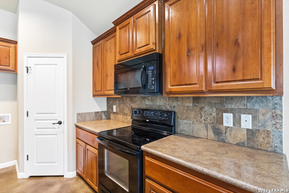 2015 SUNGATE DR, New Braunfels, TX 78130