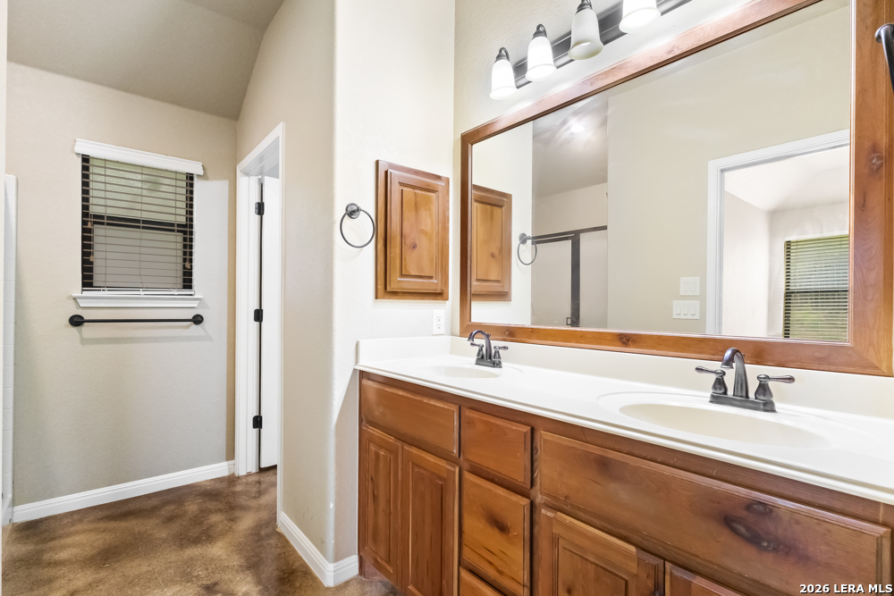 2015 SUNGATE DR, New Braunfels, TX 78130