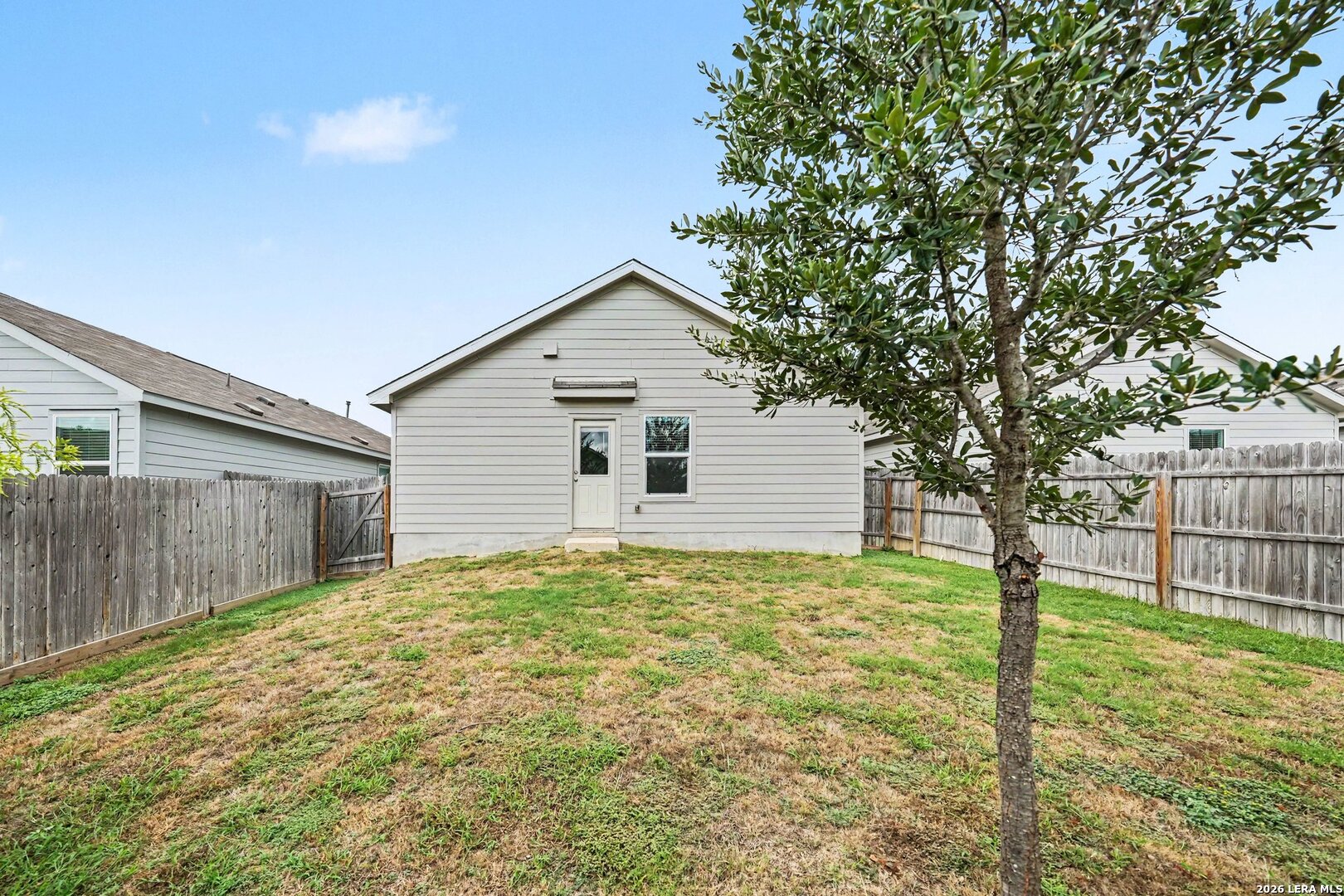 5454 Daphne Path, San Antonio, TX 78253