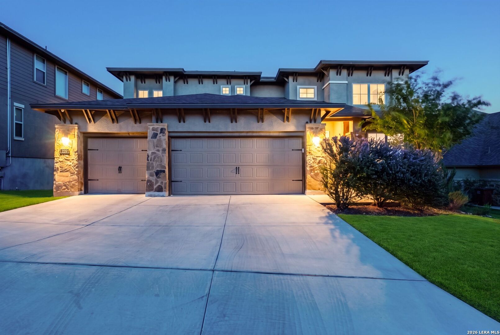 220 James Fannin St, San Antonio, TX 78253