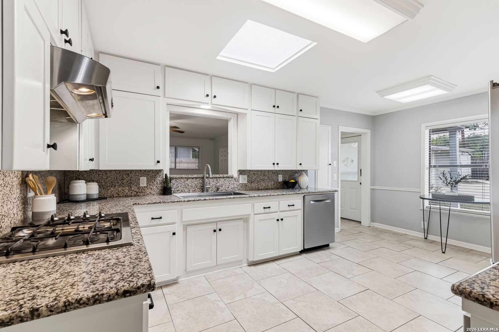 357 TUTTLE RD, Terrell Hills, TX 78209