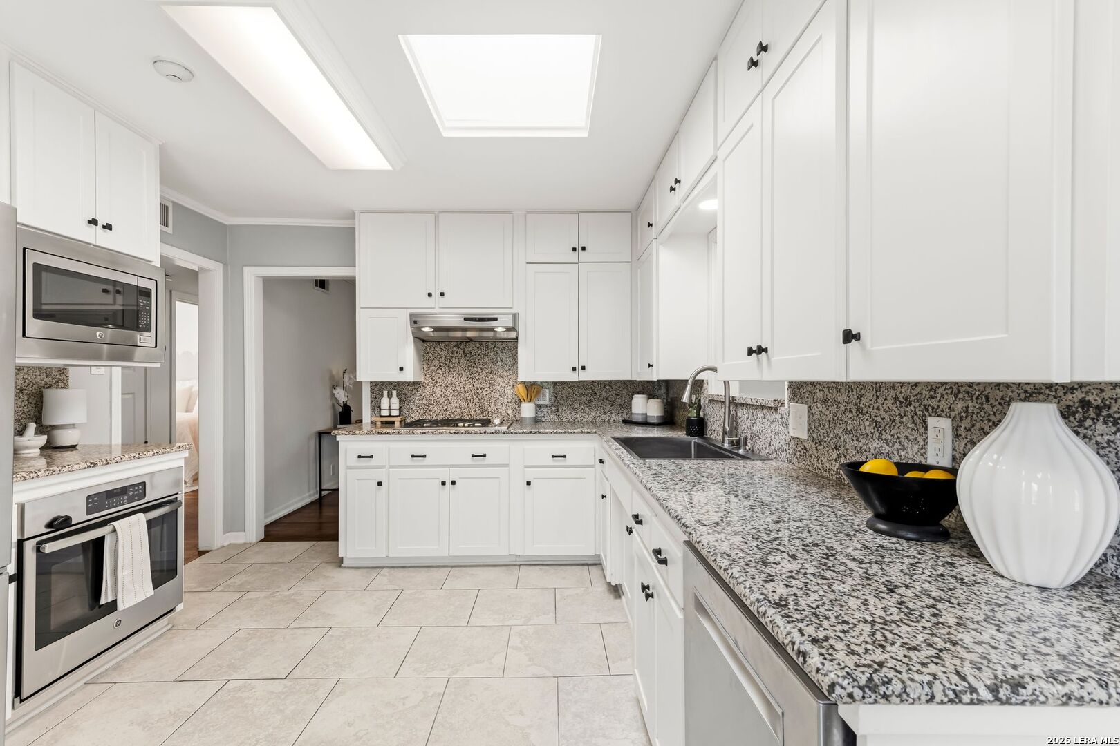 357 TUTTLE RD, Terrell Hills, TX 78209