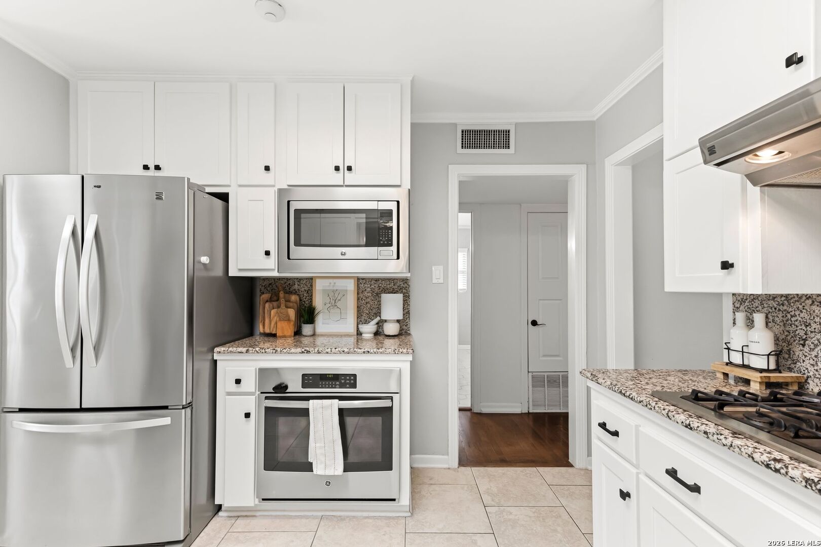 357 TUTTLE RD, Terrell Hills, TX 78209