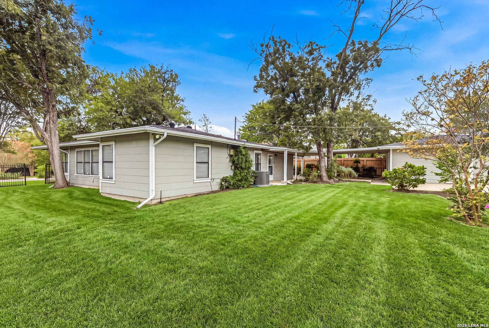 357 TUTTLE RD, Terrell Hills, TX 78209