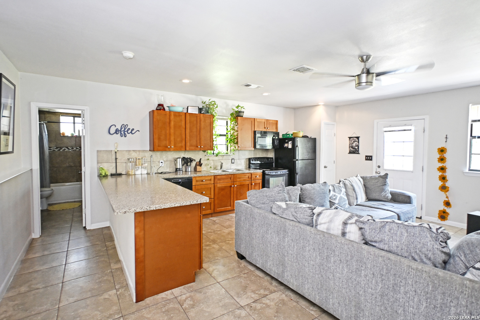 321 HIGH LOW DR, New Braunfels, TX 78132
