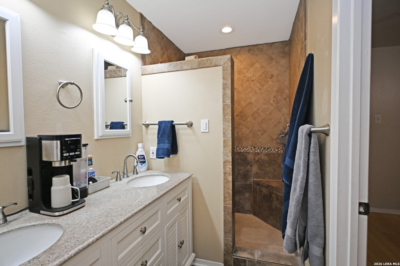 321 HIGH LOW DR, New Braunfels, TX 78132