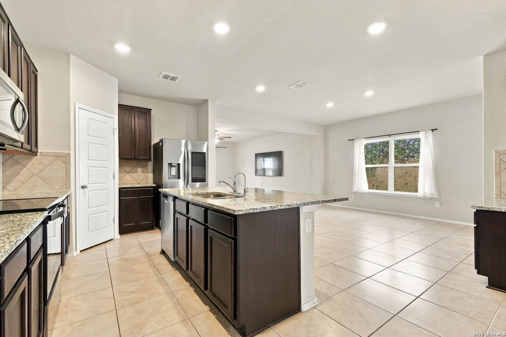 4705 CAMBRIDGE PARK, Converse, TX 78109