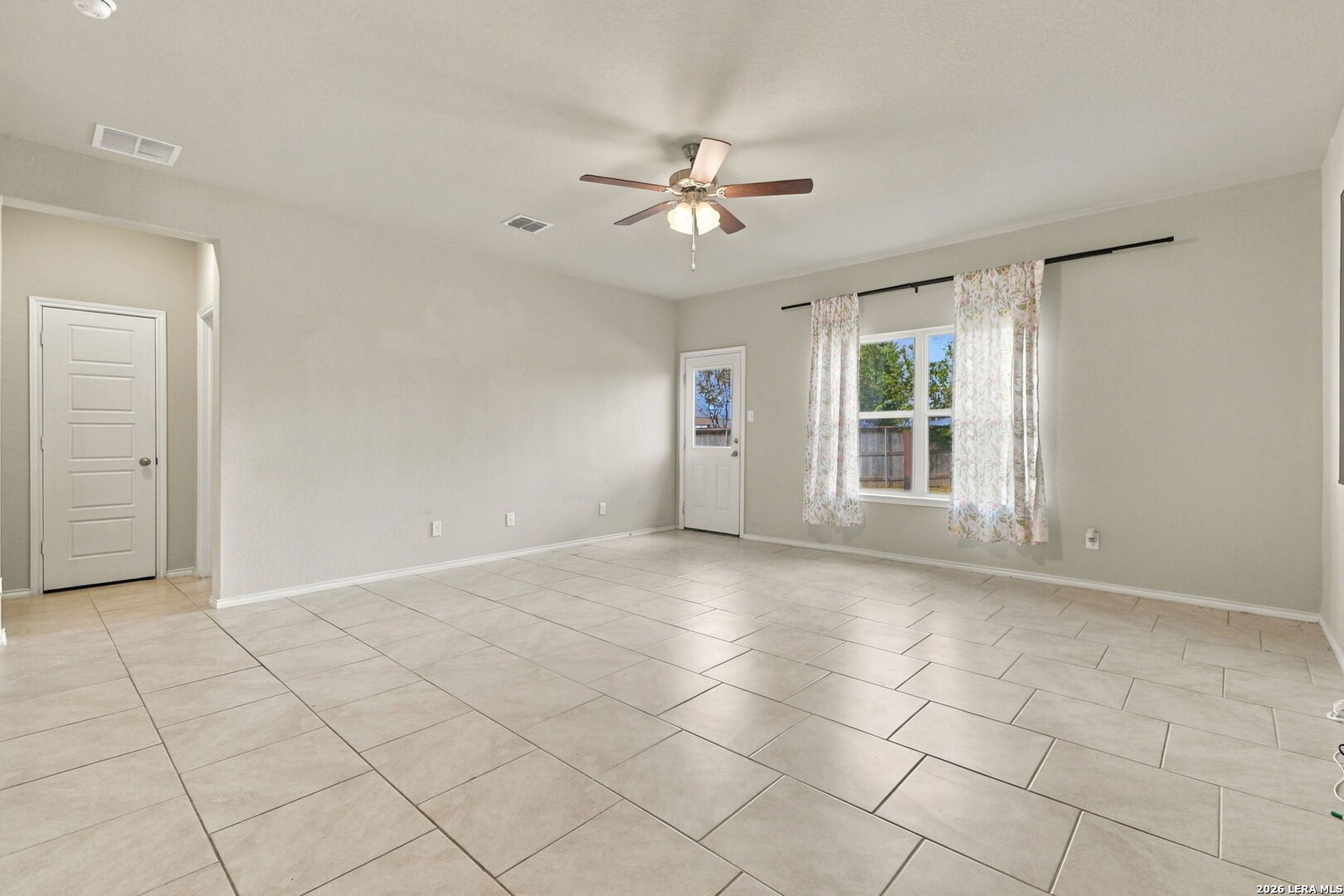 4705 CAMBRIDGE PARK, Converse, TX 78109