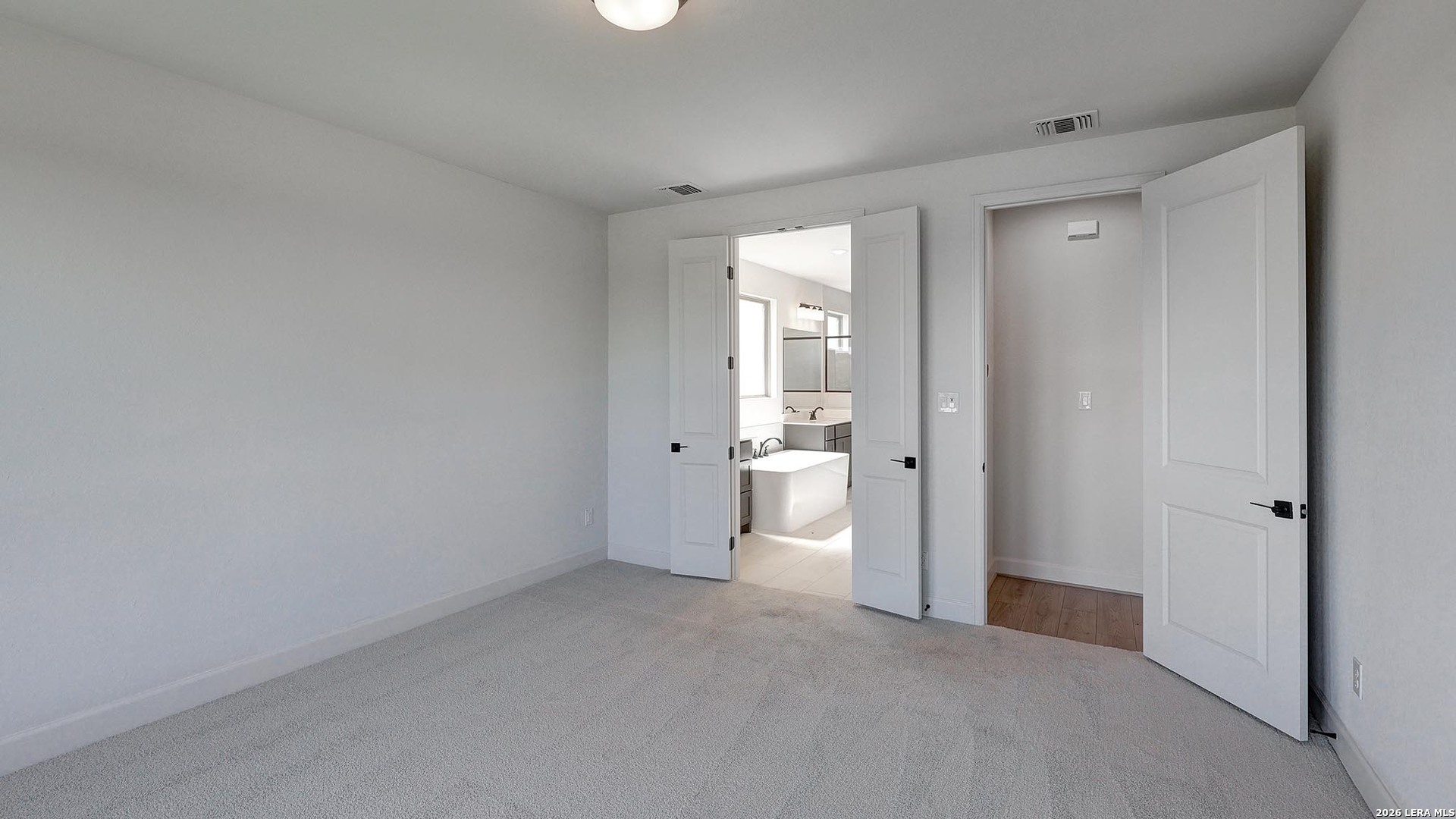199 Hillside Park, San Antonio, TX 78253
