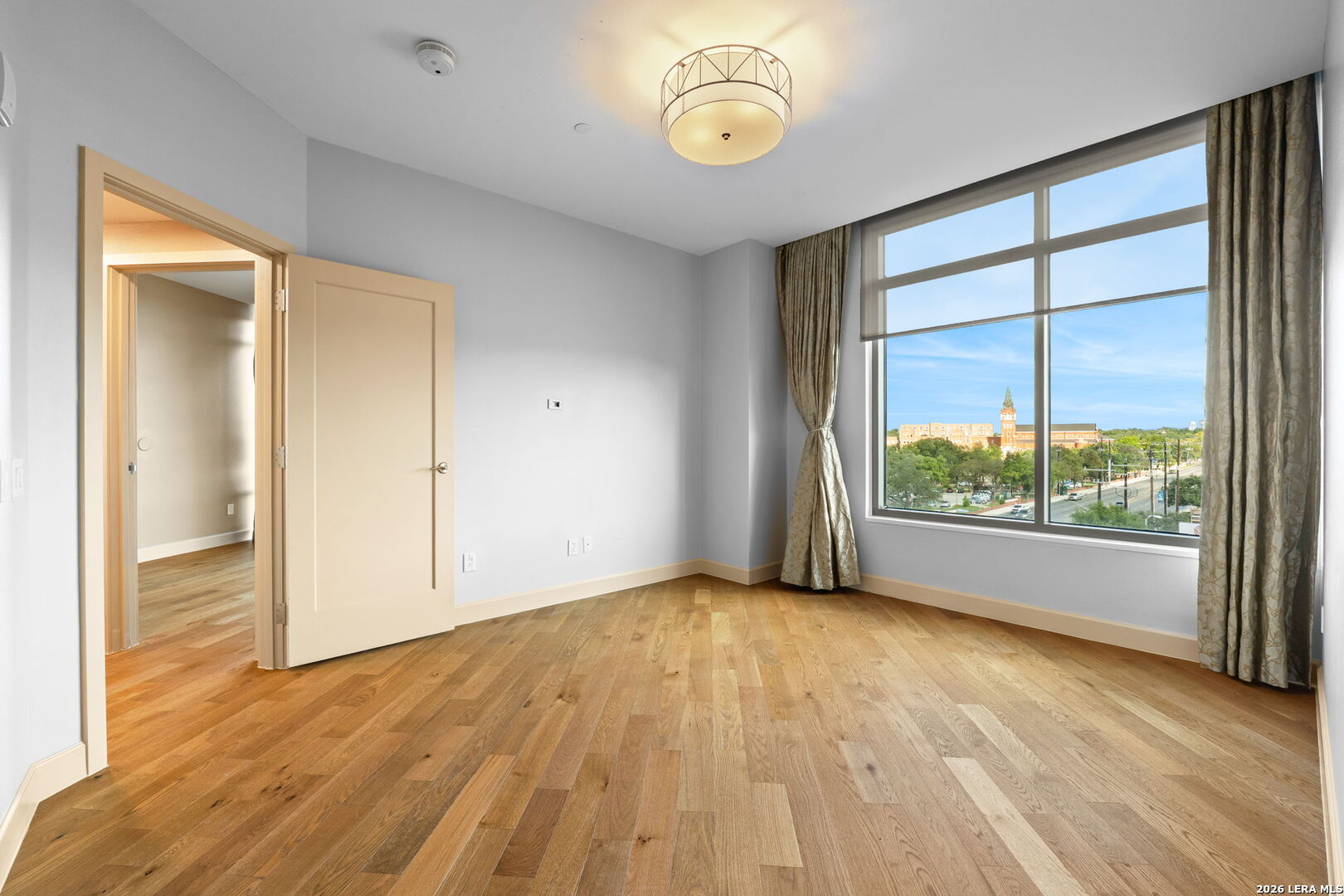 4242 Broadway, #UNIT 404, San Antonio, TX 78209