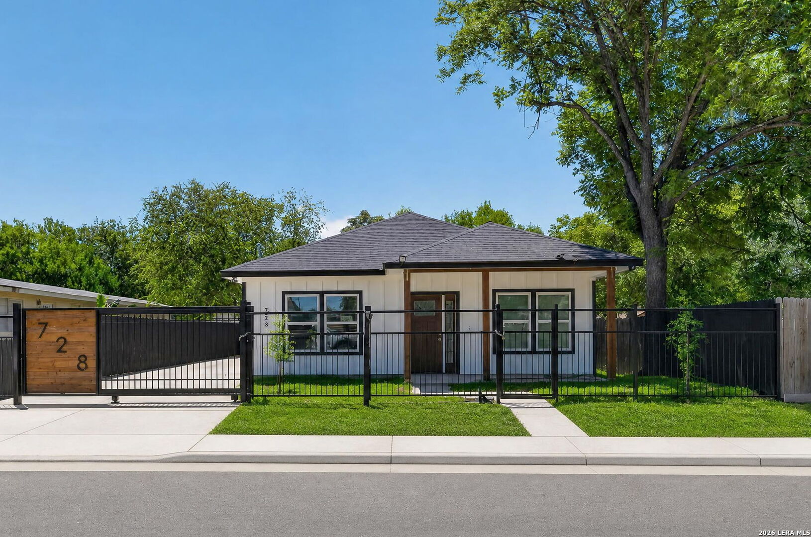 728 Humboldt, San Antonio, TX 78211