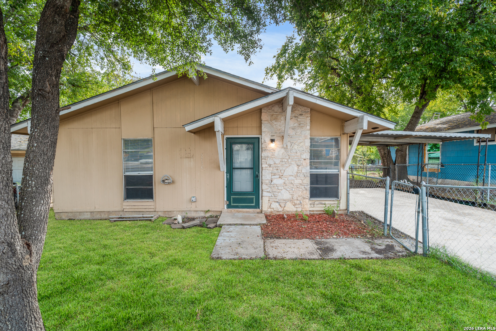 5710 Broken Lance, San Antonio, TX 78242