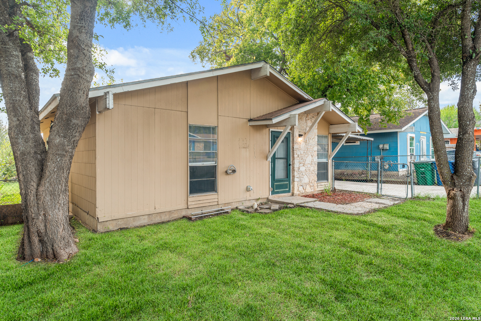 5710 Broken Lance, San Antonio, TX 78242