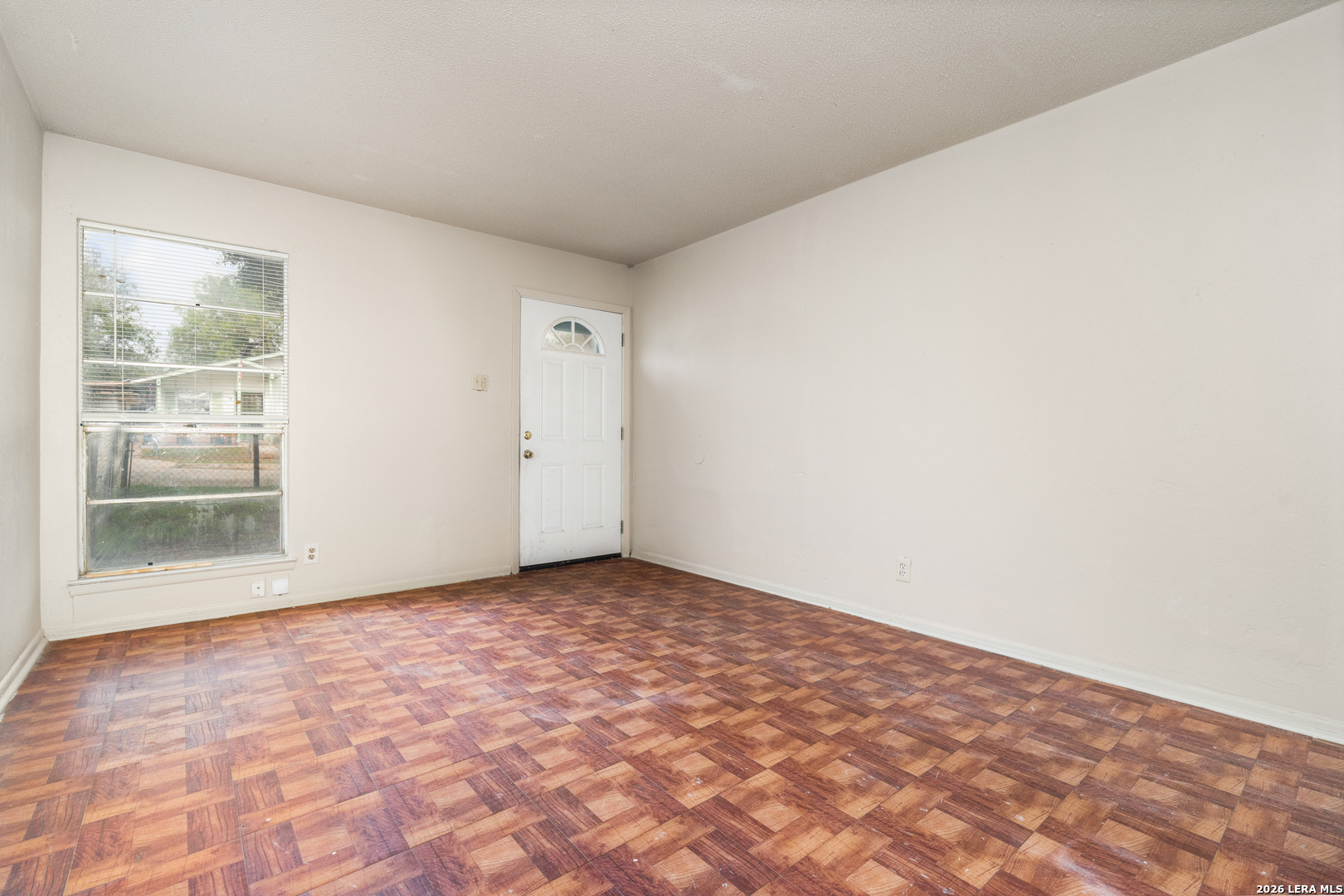 5710 Broken Lance, San Antonio, TX 78242