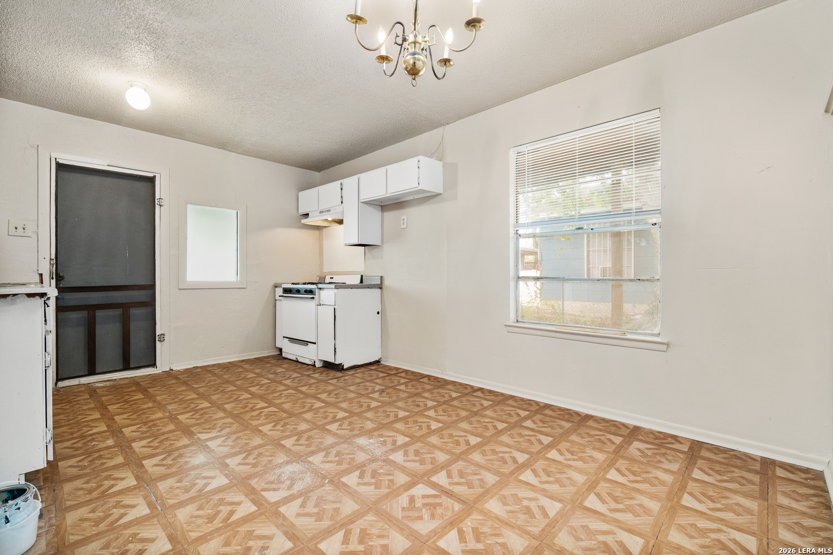 5710 Broken Lance, San Antonio, TX 78242
