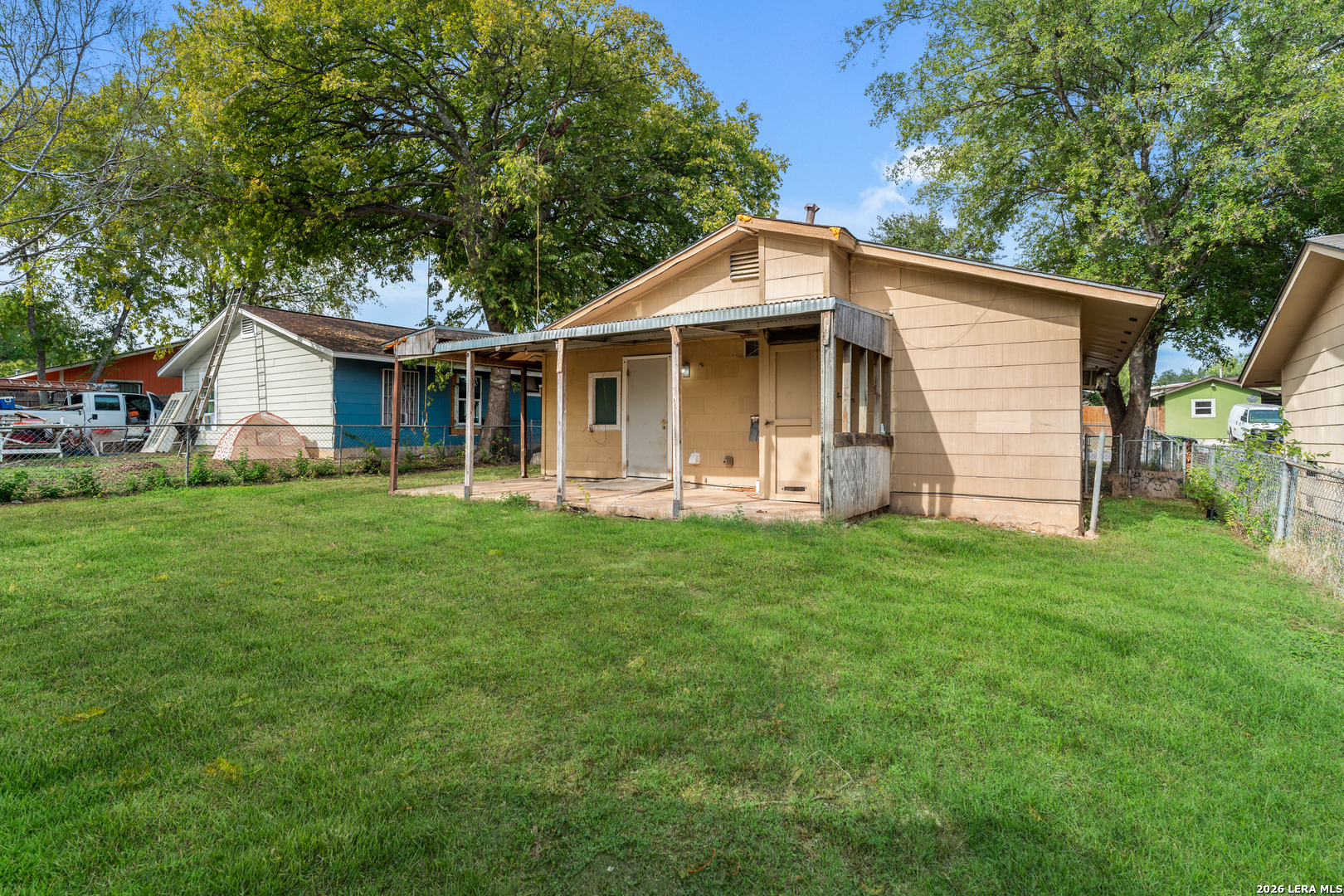 5710 Broken Lance, San Antonio, TX 78242