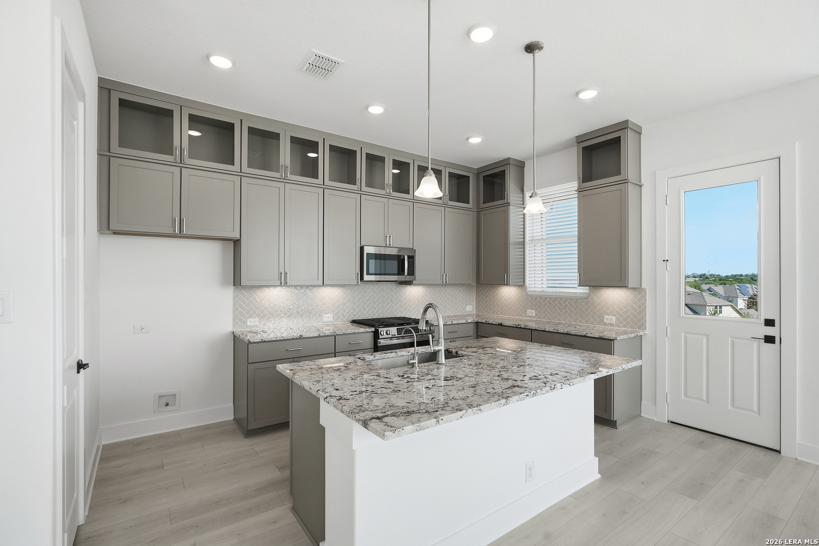 2152 Briggs Summit, San Antonio, TX 78245