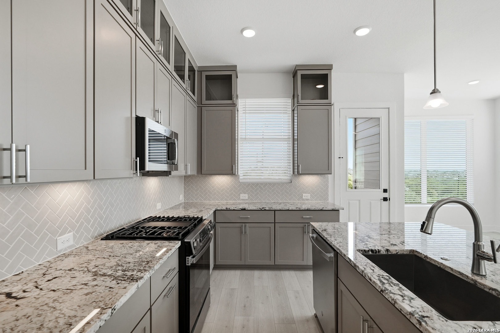 2152 Briggs Summit, San Antonio, TX 78245