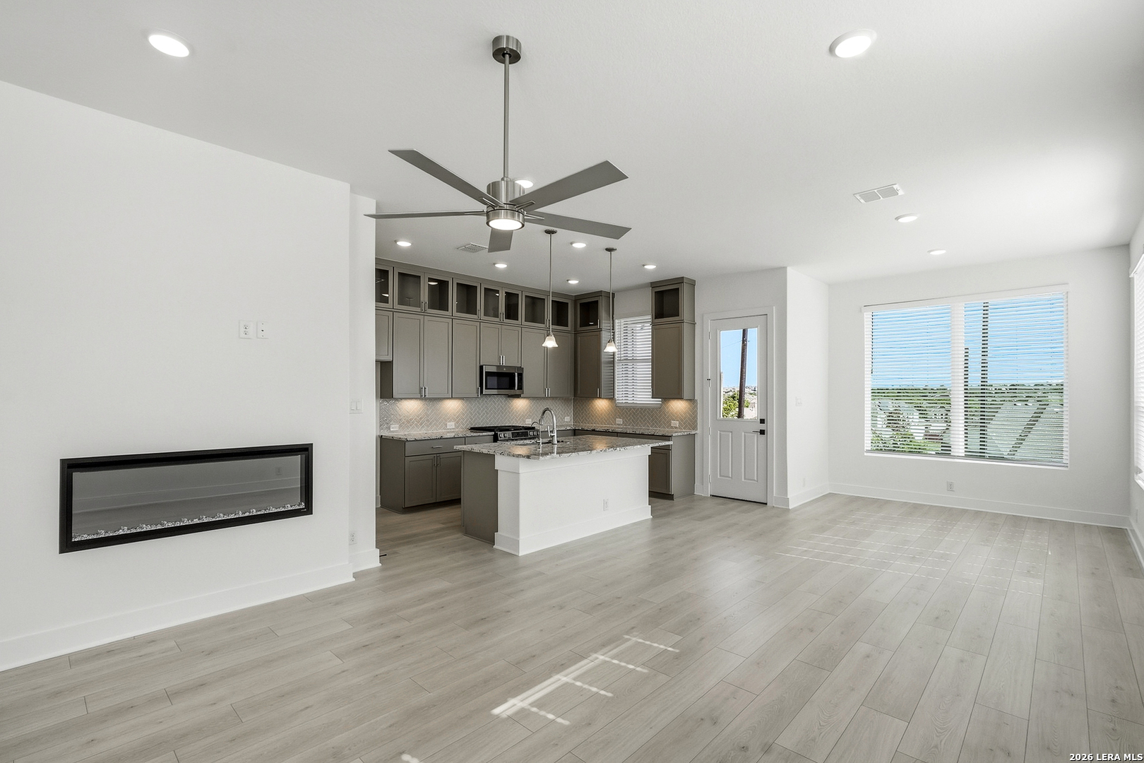 2152 Briggs Summit, San Antonio, TX 78245