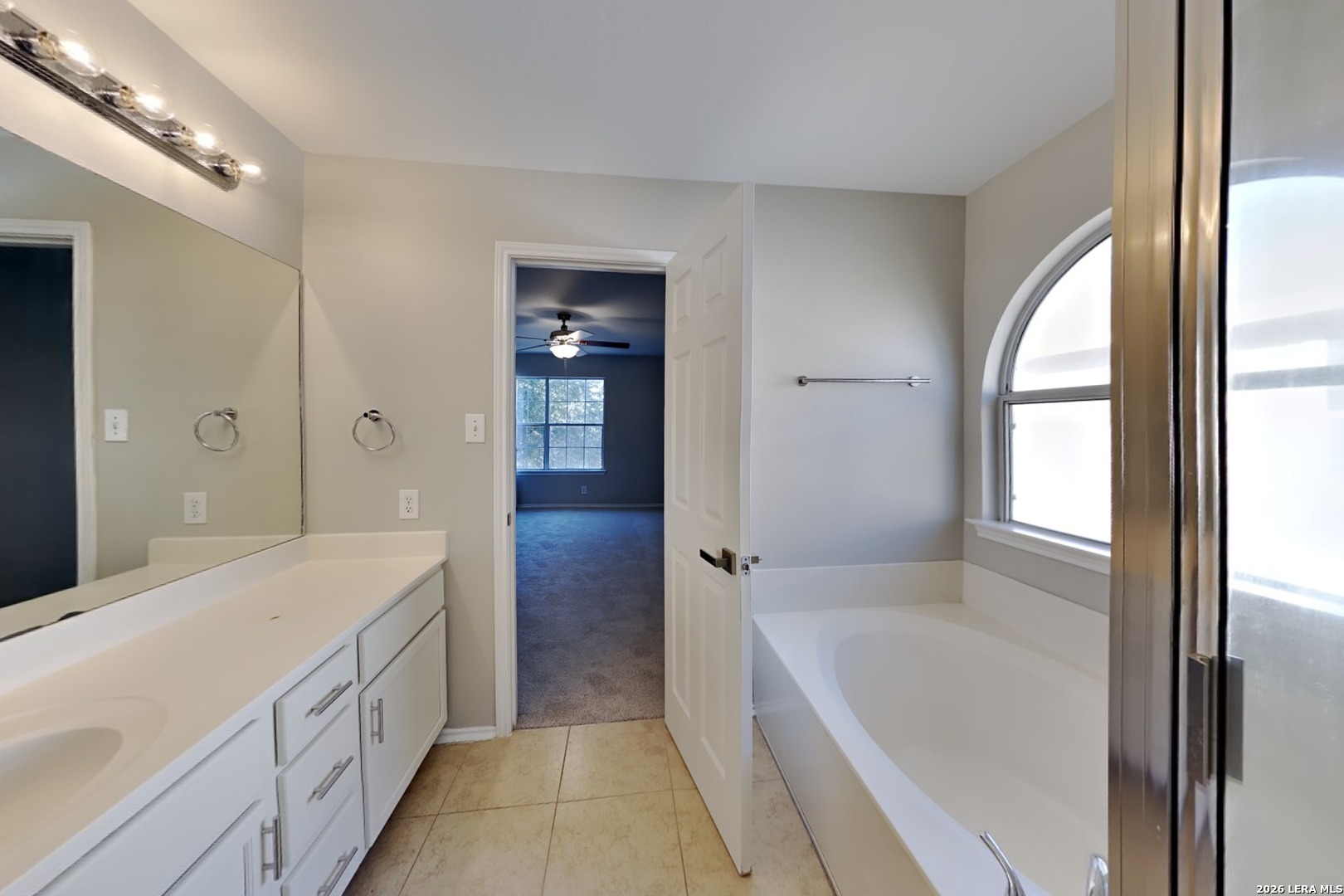 8922 Quaker, Selma, TX 78154