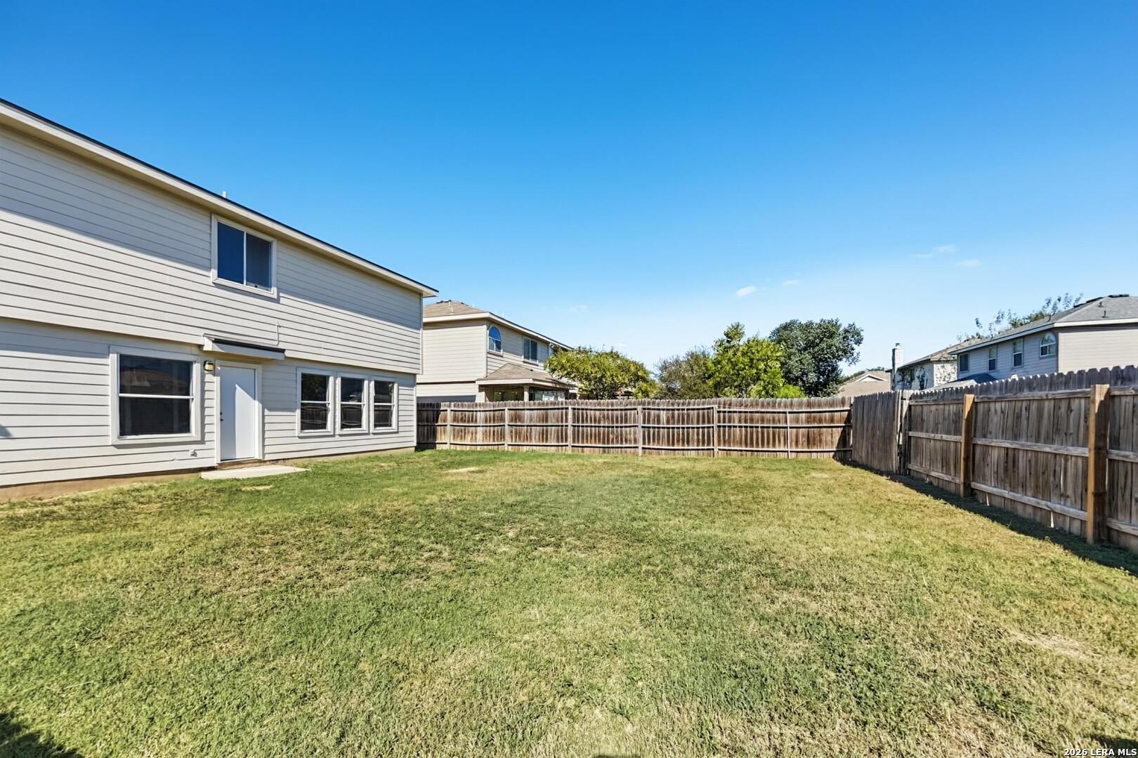 8922 Quaker, Selma, TX 78154